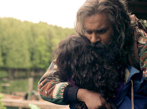 lesghosts:    Station Eleven 1.09 “Dr.Chaudhary”“She’s gone. Yeah, Everybody’s