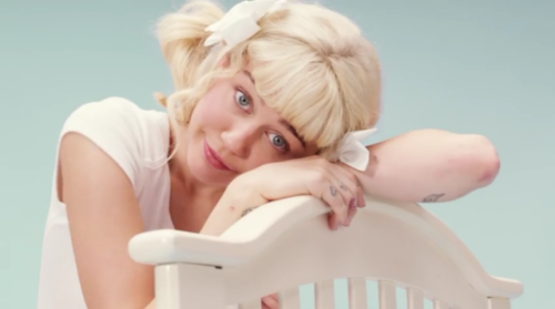 palmtreesandpampers:  Reblog if you think Miley Cyrus is an ABDL - Adult Baby !!!