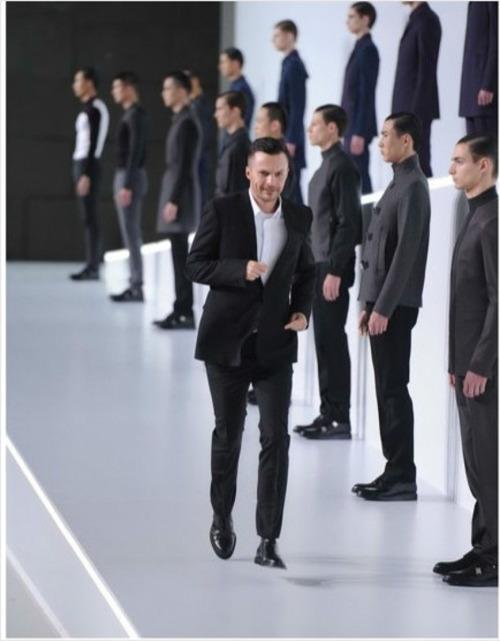 mariah-do-not-care-y: Kris Van Assche at the Dior Homme FW 13 Show Finale at Beijing