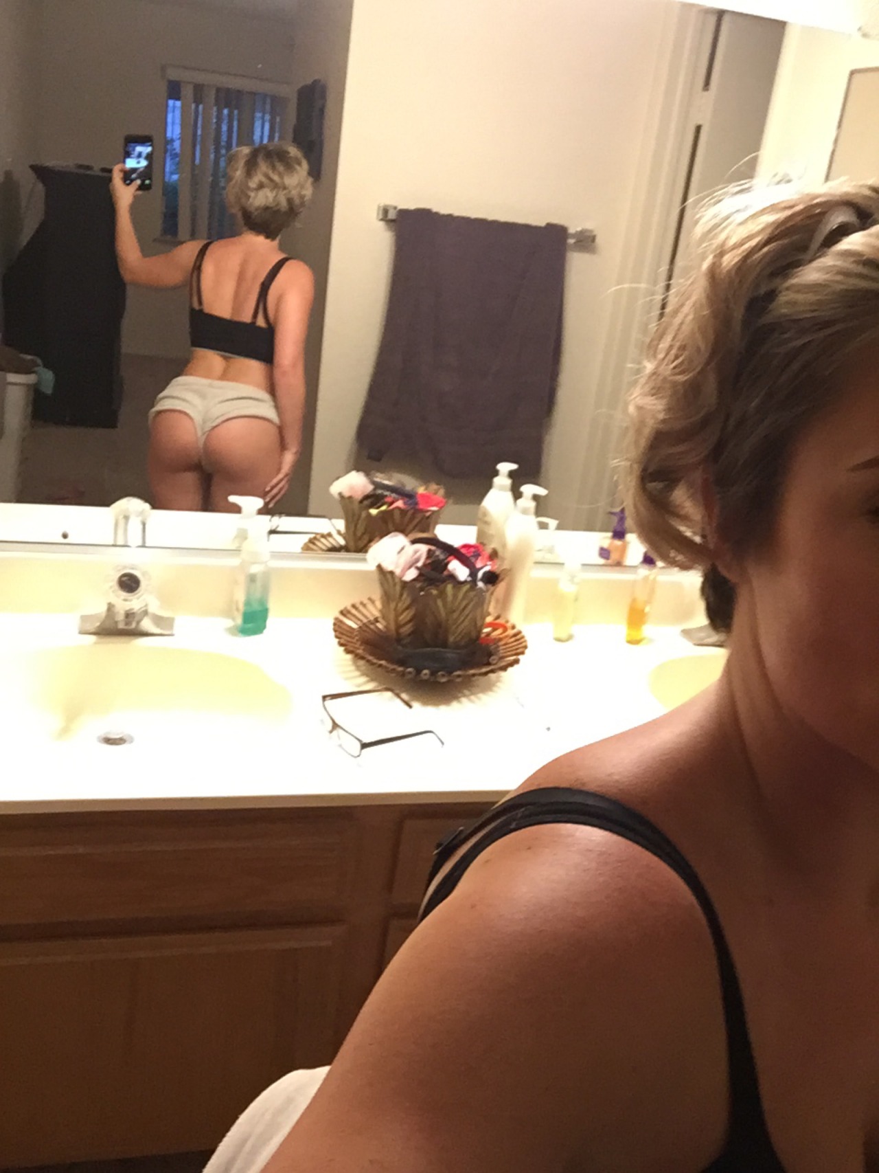 str8-pleasure:  Some pics from one of my sexy followers. She is absolutely stunning