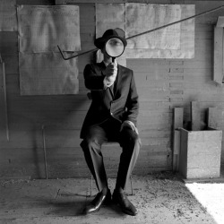 blackpicture:  Rodney Smith Collin with magnifying glass. Alberta. Canada (2004) 