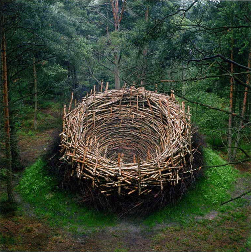 chimneyfish:The Nest, 1978 Nils Udo 