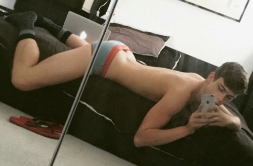 mybottombitch:  MyBottomBitch