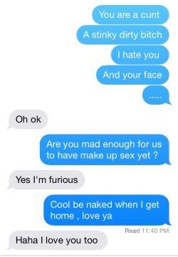 oldirtybadjuice:  Texting with the bae