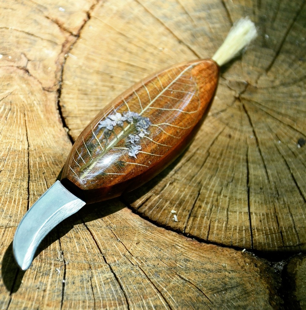sleepywitchmc: sosuperawesome:  Botanical Knives Pocono Mountains Forge on Etsy See