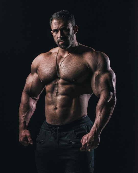 muscleclubeblogger:   THE german bodybuilder  Kevin Wolter   …what Fucking Hot