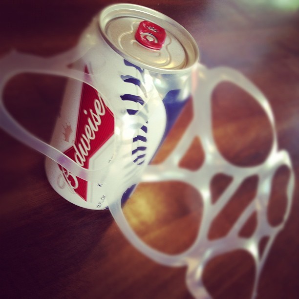 josephpotoole:  One is the loneliest number  #beer #budweiser