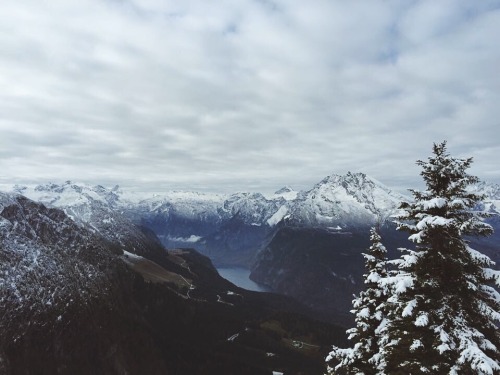 campfire-ssongs:The Bavarian Alps