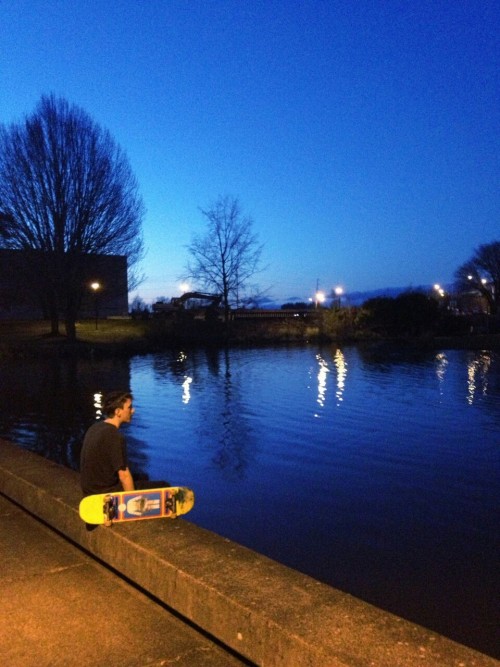 XXX sk8sesh:  A long night of skating.  photo