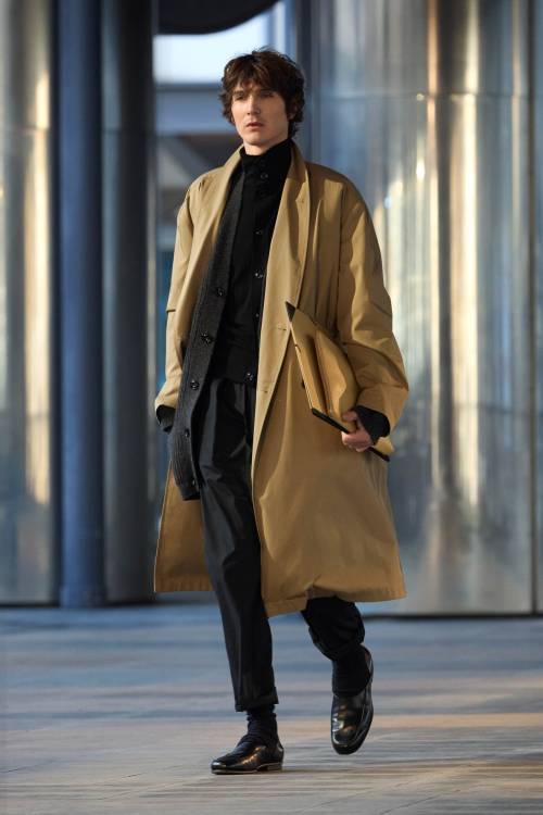 carzenriq:
“Lemaire // Fall 2023 Menswear
#PFW - Paris Fashion Week
”