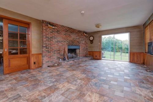 $2,500,000/6 br760 Gobblers Knob, Hollister, MO