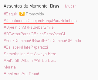 belieber25hrs:  traficante-de-cenouras:  momento love estre os dois maiores fandoms asfgfhjkl ~vomitando arco-iris~  ain q lindo :( poxa :’)