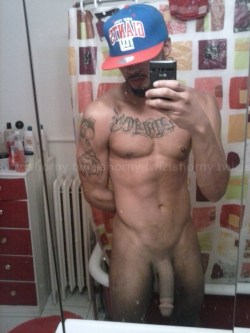 savvyifyanasty:  awesomesuchinsuch:  Awesome   &gt; that dick looks good! 