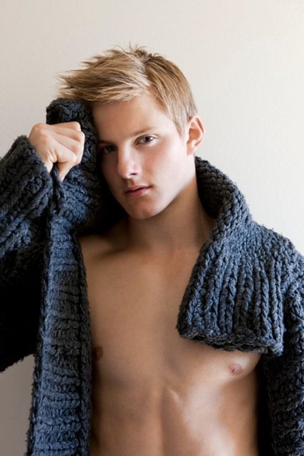 sophienicolette:  Alexander Ludwig 