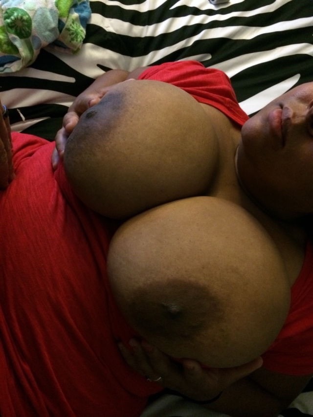 da-titty-god:Beautiful Big Tits of my-playthings