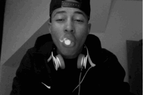 isaiahdior:  failed attempts at being attractive while smoking = me lmao, save me.