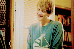 torple:Remember when I told you how much I loved Love, Actually?No, I don’t.You told me you loved it