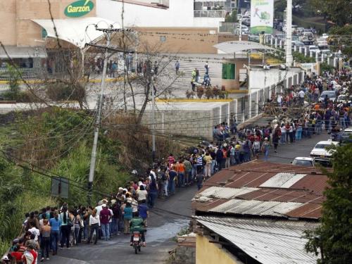 conservativebrew:Is this a line for American Idol auditions? Perhaps a line for tickets to the World