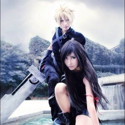 An amazing #Cloud & #Tifa cosplay! Wow!