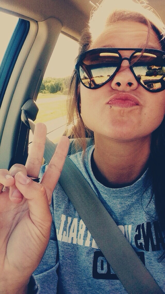 braided-funk:working 7 hours off an hour &amp; &frac12; of sleep is silly