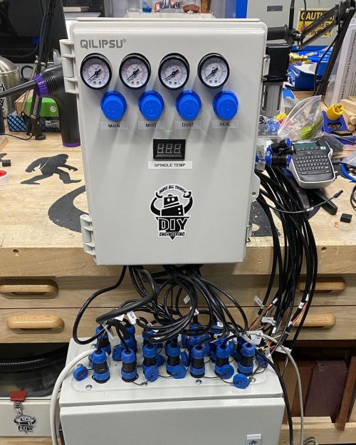 The new #shapeoko #hdm cnc controller and #pneumatics junction box for the ATC / probing setup.
A couple months of work to bring it all together!
https://www.instagram.com/p/Cj-5TUHOhJ3/?igshid=NGJjMDIxMWI=