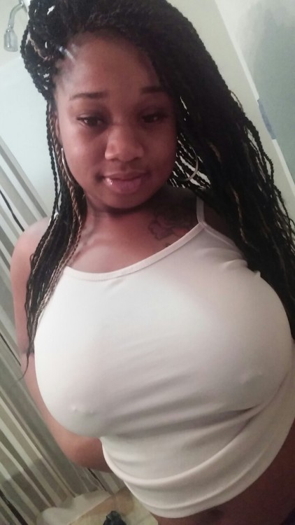 mzthickemss:  Nipples Done 😍😜💦 adult photos