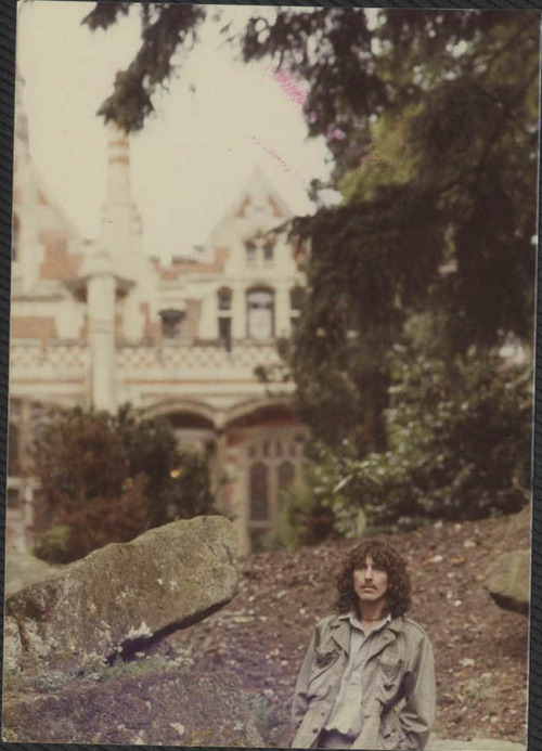 harrisonstories: Unpublished photos of George Harrison taken at Friar Park for his 1979 album, “Geor