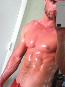 Male04:  Hermoso Torso De Andy Catlin… Me Encanta.