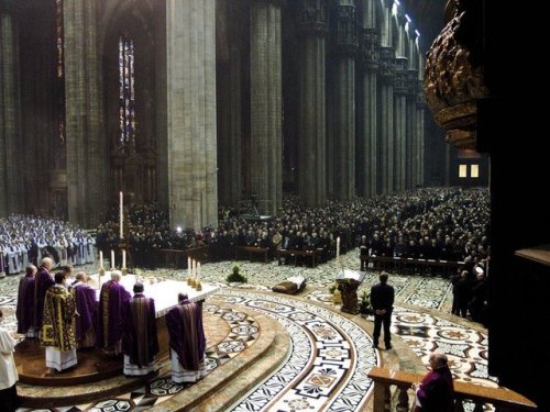 cristianocattolico1:Interni del Duomo di Milano