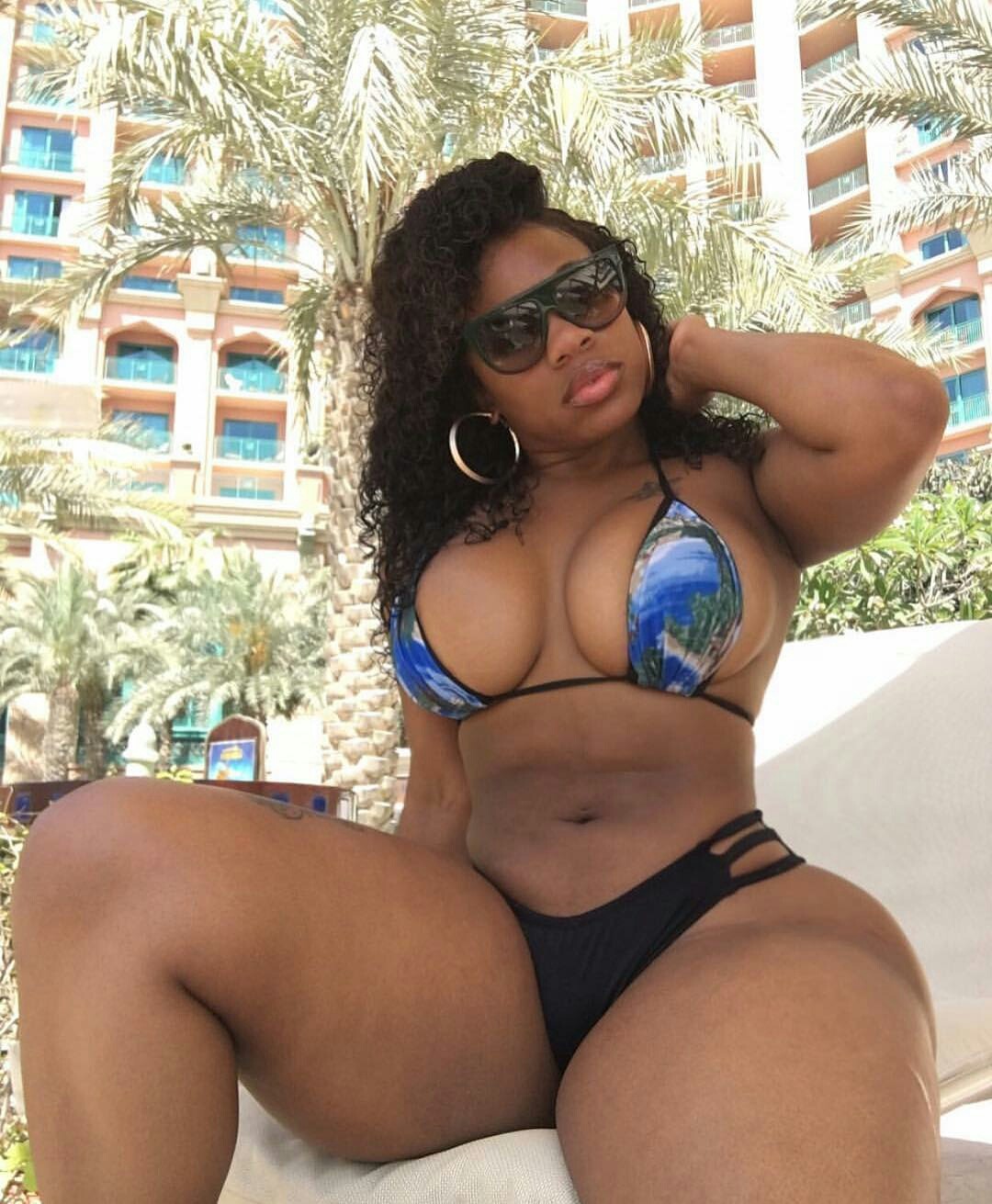 thots3704:  Dominque Chinn