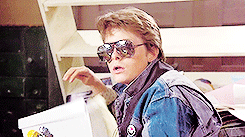  get to know me meme: [2/5] favorite movies » back to the future↳ &ldquo;Woah.