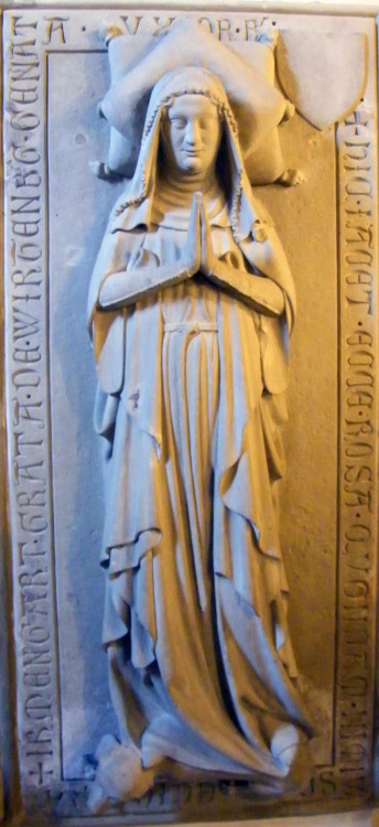 Tomb effigies of Graf Rudolf I. von Hohenberg († 1336) and his wife Irmengard von Württe