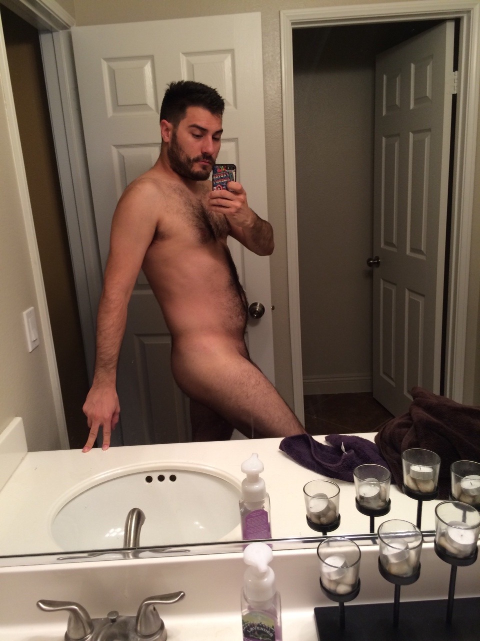 coolbreathofashes:Freshly showered 👌