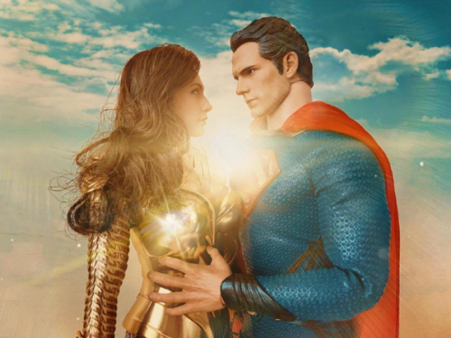 Superman and Wonder Woman via  @mariana_collector