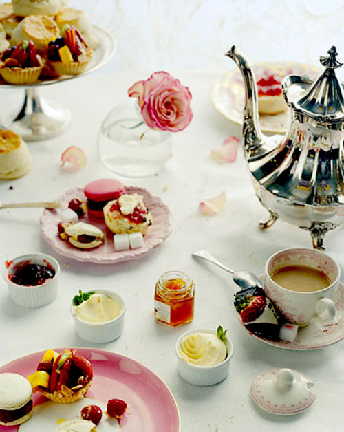 {Happy Friday! Wake up and smell the roses… and all these yummy treats just for you!}