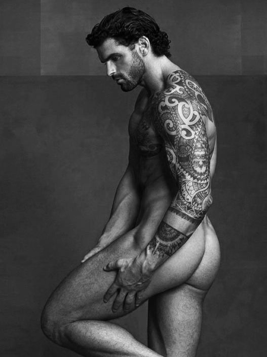 blackwhitefucked:  Stuart Reardon 