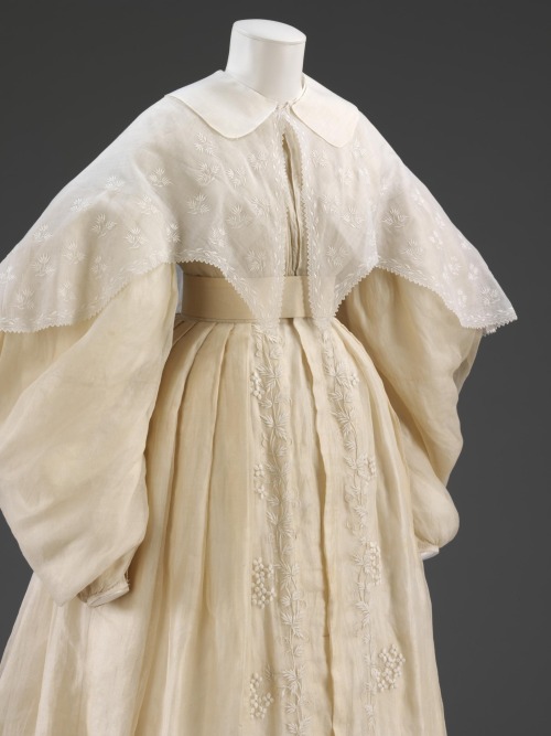  Wedding dressPlace of origin: England (made)Date: 1834 (made)Artist/Maker: UnknownMaterials and Tec