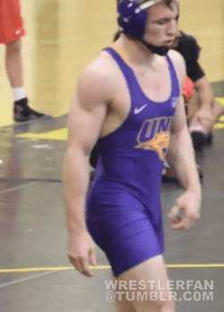 allofthelycra:  wrestlerbulge:More Wrestler Bulges and Singlets HERE :P Follow me for more hot guys in lycra, spandex, and other sports gear