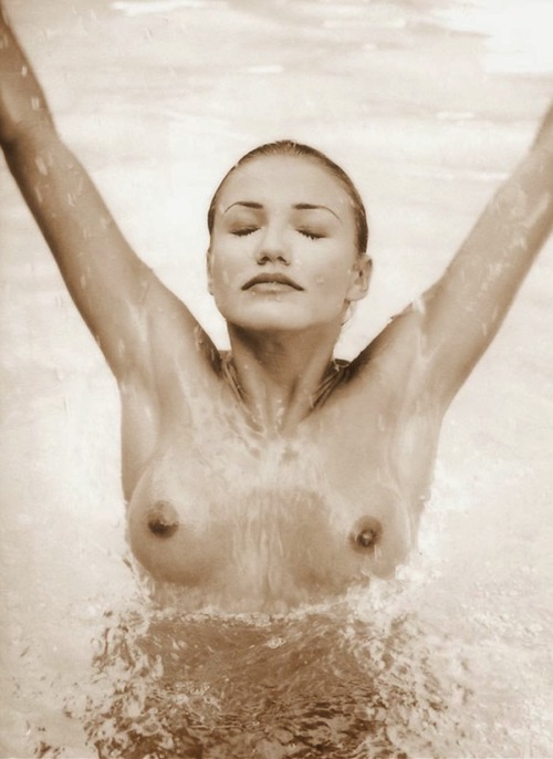 wholelottahot:  CAMERON DIAZ  adult photos