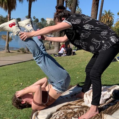 TOTALLY NORMAL PARK DAY in which @mackandgold is a true hero 👏 https://www.instagram.com/p/CL0Qhw7BEbY/?igshid=50f0zttbvy4s