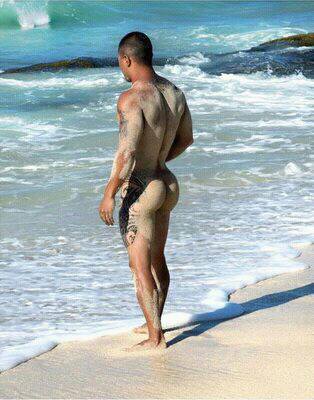 cubwoofsxxx:  Oh dat Ass!