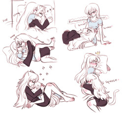 dashingicecream:  some teenie tiny monochrome pj cuddles ubububu♥ (small nsfw warning for weiss booty i guess sGFG)