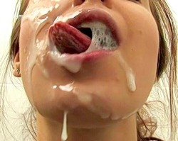 Huge-Cum-Load:  Mouthful Huge Cum Load Close-Up