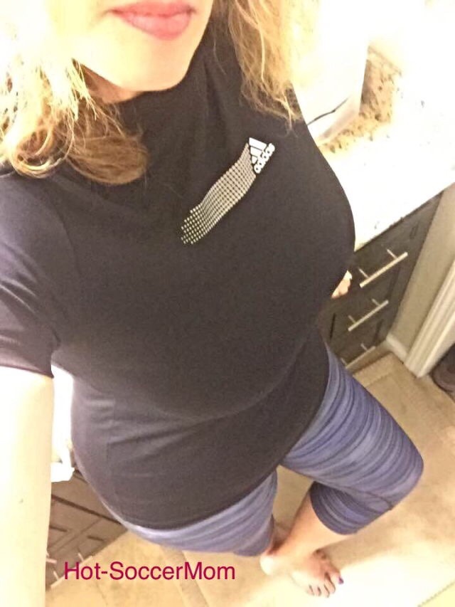 naughtynursemn:  hot-soccermom:  I was tagged by the beautiful @greeneyedgirrl to