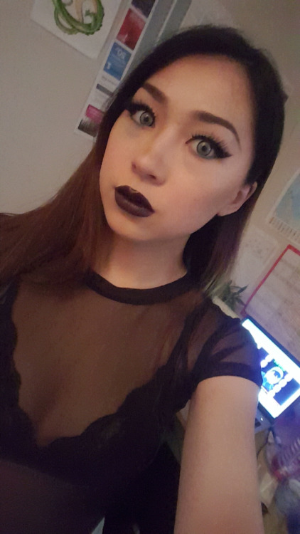 regice:my 6 selfies of 2016 tagged by @trevenant!! here’s to some of my iconic looks© of this year- 