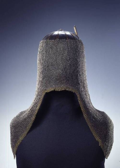 Tatar armored cap with mail hood, a gift from Emperor Rudolf II to Elector Christian II circa 1600.f