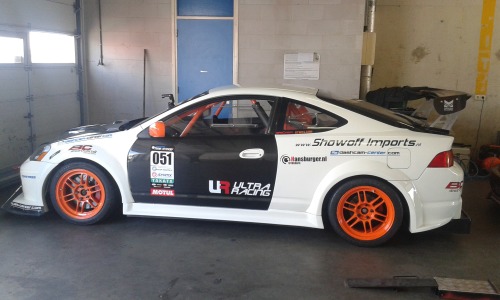 carsndguitars:  Opening Race of the Dutch Time Attack Challenge Last weekend.. Team Showoff Imports came in third in our class. Unfortunately we where on 1st place all day and our driver managed to drive a personal record of 1.58 on Zandvoort. But the