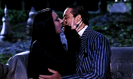 jessica-pare: Cara mia. Mon sauvage.The Addams Family (1991) dir. Barry Sonnenfeld
