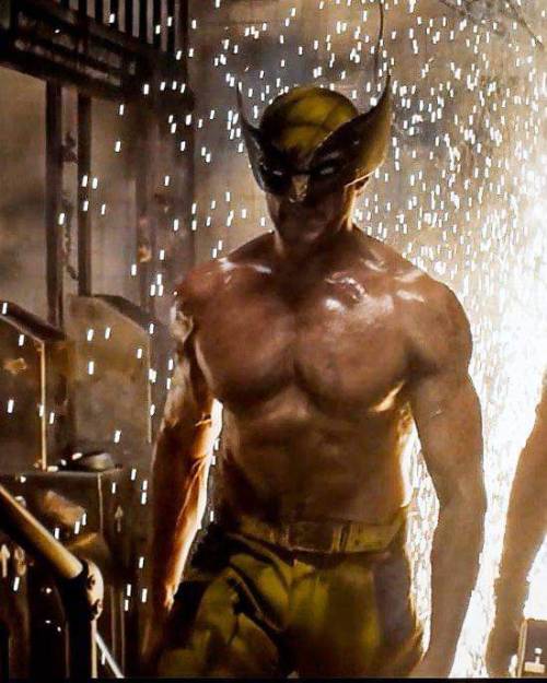 Bitches Be Like: I Watch Deadpool 3 For The Plot!