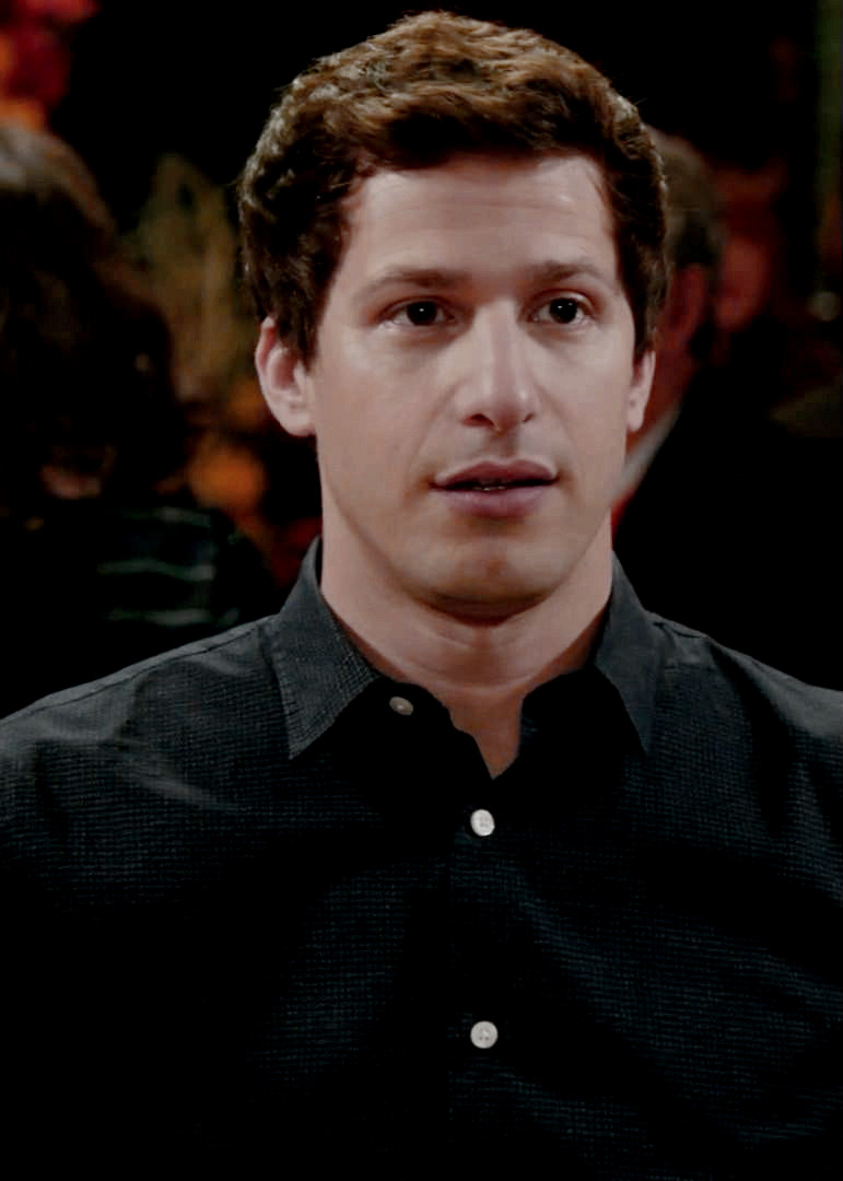 its-a-brand-new-kind-of-me:  Jake Peralta + *heart eyes* towards Amy ❤  